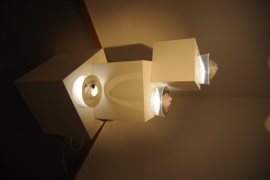 <span style='color:white'>-</span>